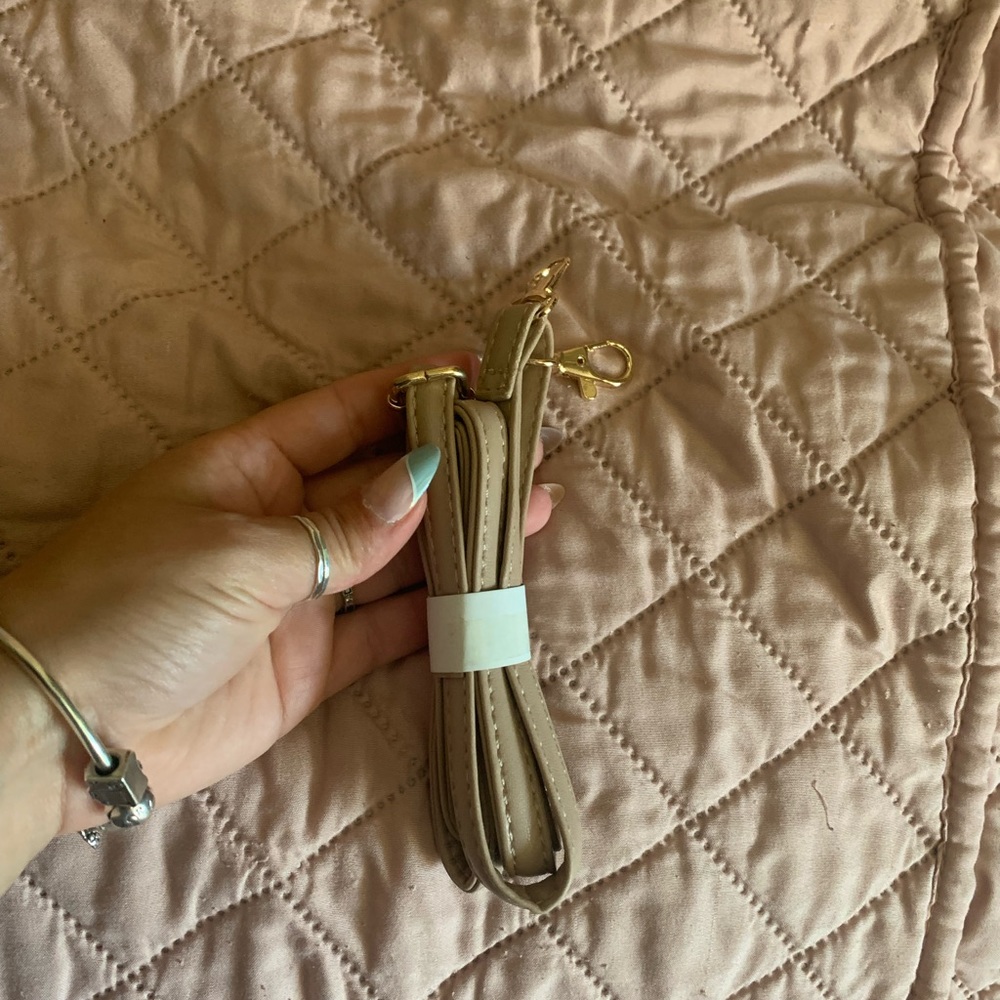 Fashion nova handbag - Picture 4 of 4